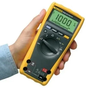 Fluke 77-IV Digital Multimeter